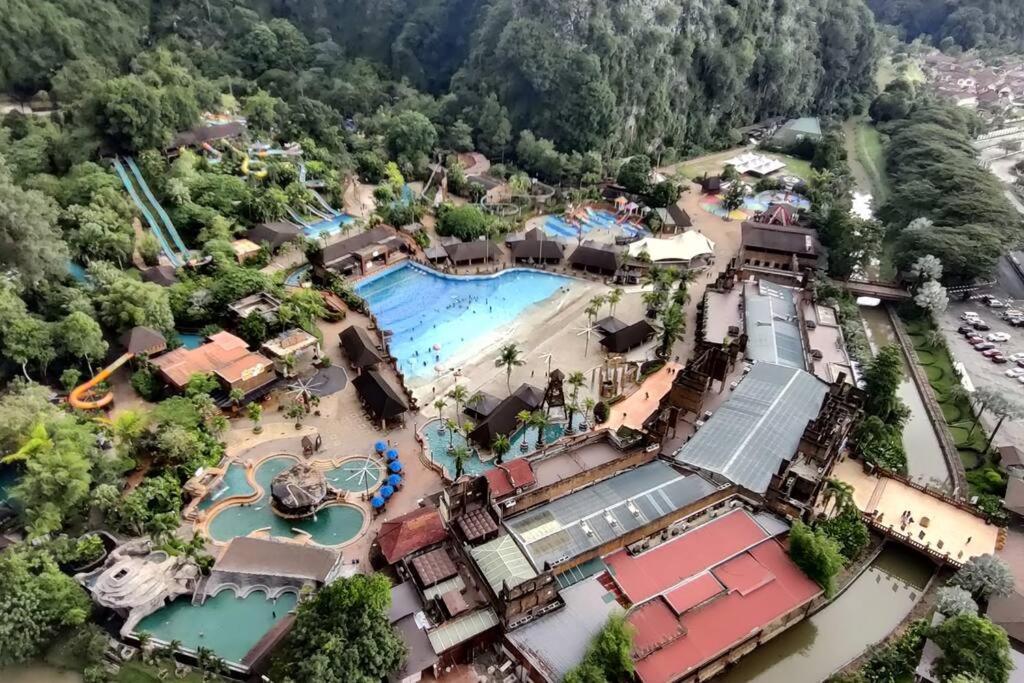 H&w Sunway Onsen Tambun Sunway